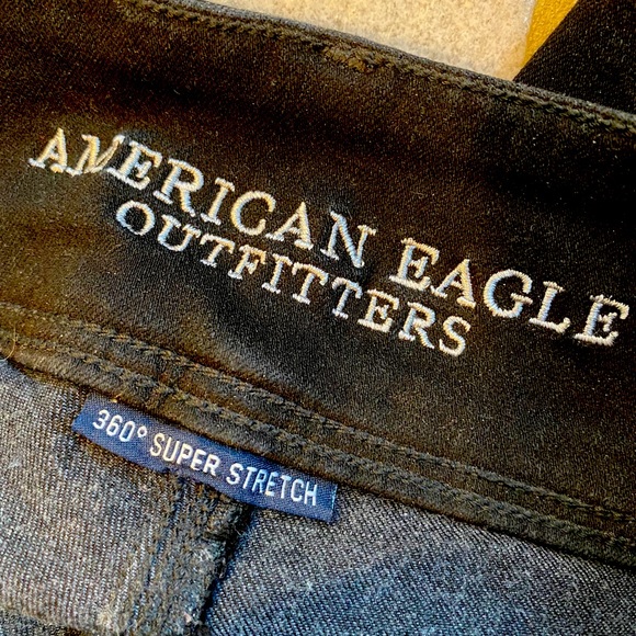 SOLD 🏷 EUC AEO Super Hi-Rise Black Jegging - Picture 4 of 7